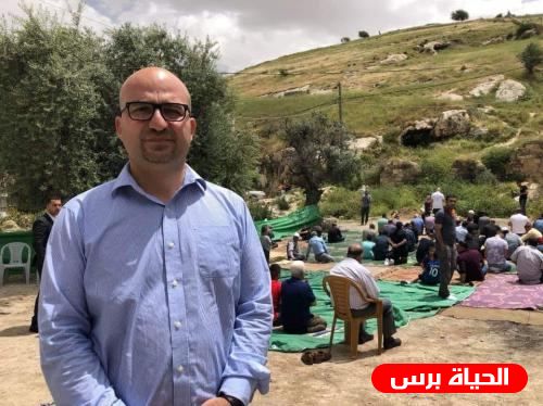الاحتلال يفرج عن وزير القدس بعد احتجازه لعدة ساعات 