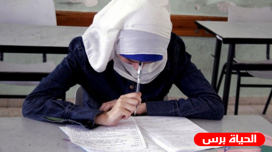 76130 طالباً يتوجهون لأداء إمتحانات الثانوية العامة الانجاز في غزة والضفة والخارج