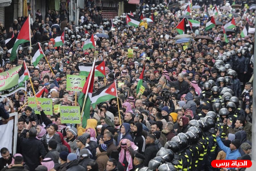 فتح تدعو الجاليات الفلسطينية المشاركة في المظاهرات المناهضة للعنصرية وقرارات الضم