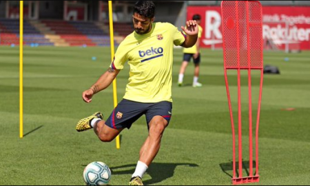 سواريز يعود لملاعب اسبانيا من جديد