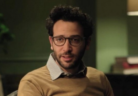 اصابة كريم قاسم بفيروس كورونا رغم الحجر المنزلي 