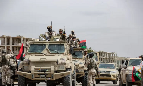 ليبيا : إندلاع المعارك بين قوات الجيش والوفاق على مشارف سرت
