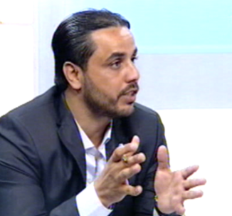 نقابة الصحفيين تستنكر اعتقال الصحفي توفيق أبو جراد في غزة