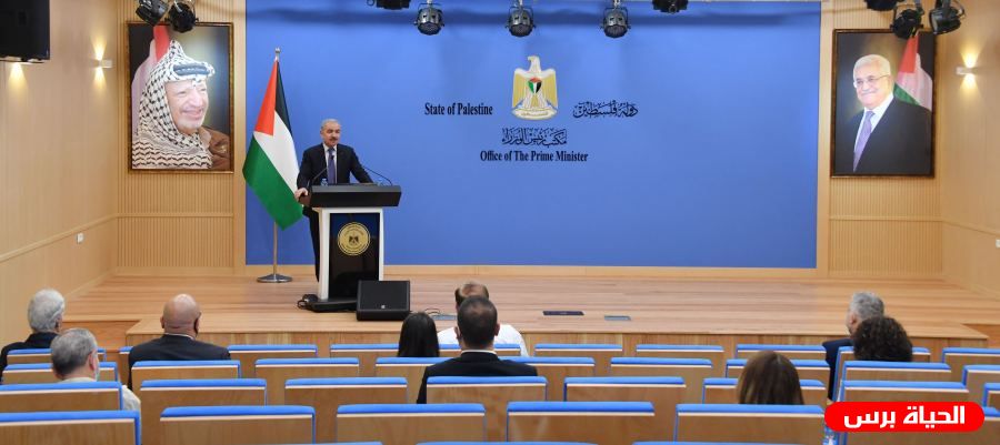 اشتية:الحكومة ستقوم بتمويل كل طالب منخرط في البرنامج بـ90 من قيمة التكلفة