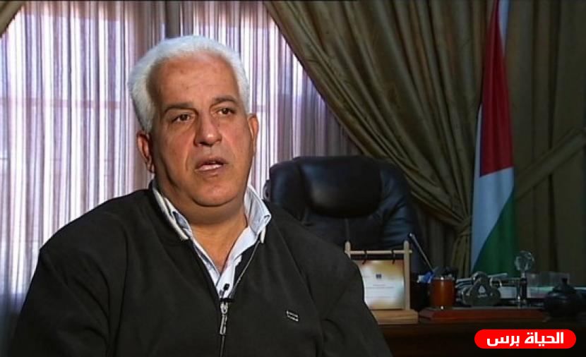 محافظ الخليل يغلق المساجد والمقاهي والصالات ويمنع بيوت العزاء في الظاهرية