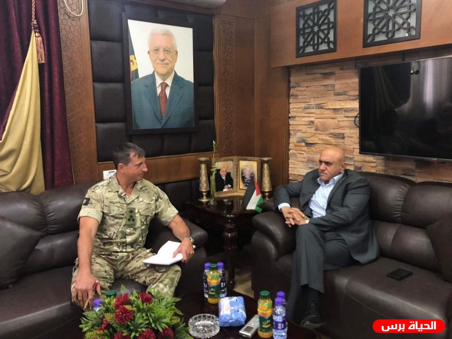 محافظ جنين يطلع وفدا من البعثة البريطانية على انتهاكات الاحتلال في المحافظة