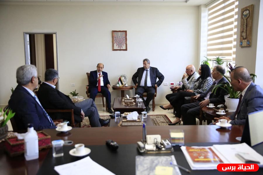 المدرسة الوطنية : أبو زيد يستقبل رئيس الصندوق القومي الفلسطيني