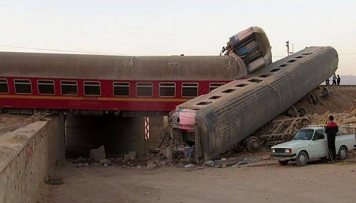 مصرع وإصابة العشرات بحادث قطار في إيران