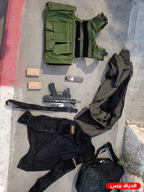 الاحتلال يعتقل مواطن من الخليل ويصادر قطعة سلاح