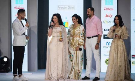 تكريم الفنانة دنيا بطمة كأجمل صوت مغربي عربي لسنة 2022