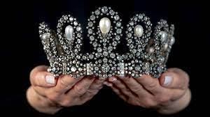 تفسير الحلم بالملوك والامراء في المنام لابن سيرين