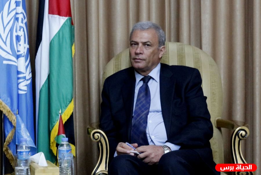 أبو عمرو يطالب بالضغط على إسرائيل لوقف سياساتها العدوانية تجاه شعبنا