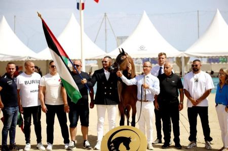 مربط الشيخ يحصد الذهب في بطولة "منتون" لجمال الخيل العربية الأصيلة