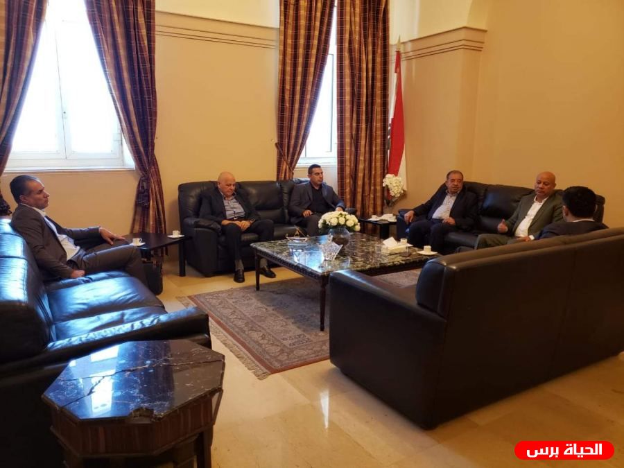 د. ابو هولي يبحث مع رئيس لجنة الحوار اللبناني – الفلسطيني التحديات التي تواجه قضية اللاجئين والاونروا