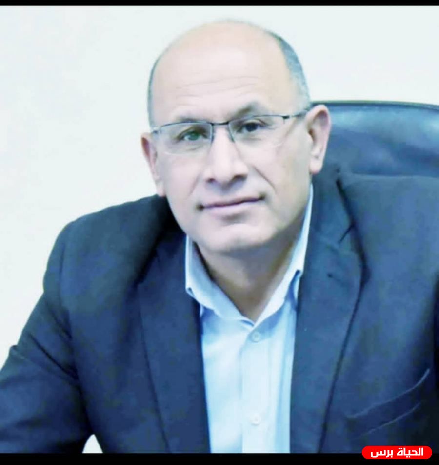 عاطلون بدرجة خريجين  بقلم هني الحمدان