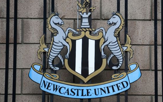 نيوكاسل يونايتد يصدم جمهوره ويعلن دعمه للمثليين في Pride Month