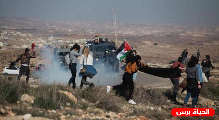إصابات بالاختناق خلال قمع الاحتلال فعالية للمواطنين في منطقة الركيز بمسافر يطا