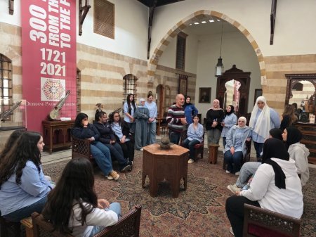 طلاب معهد صيدا التقني / المواساة يلامسون عبق التاريخ في قلب صيدا في زيارة لقصر دبانة 