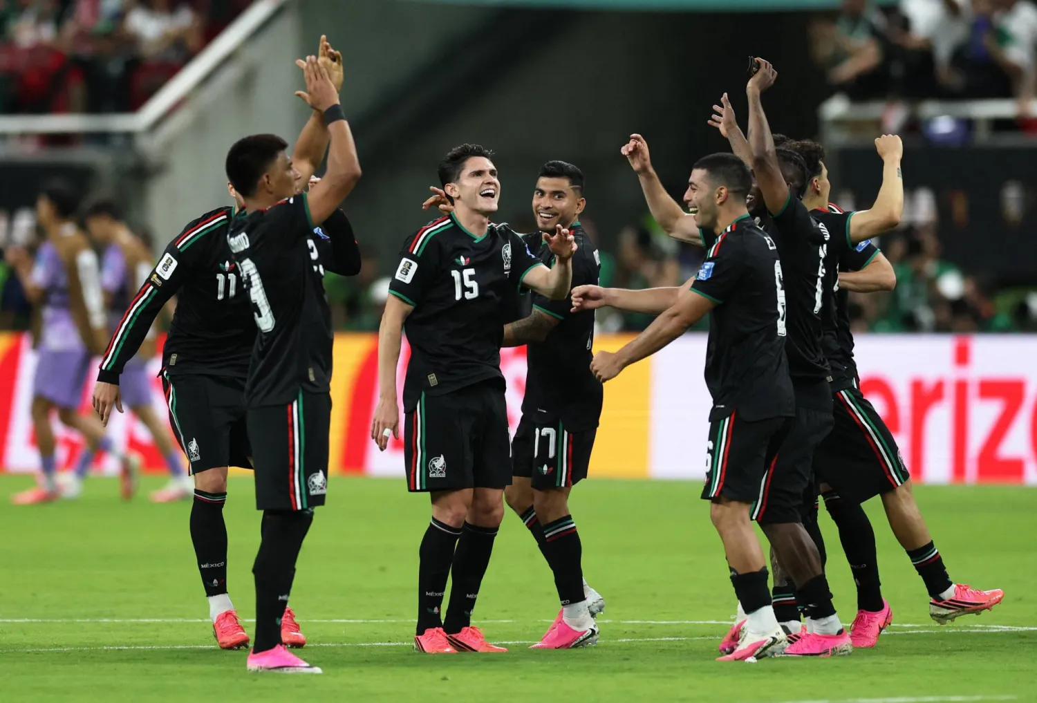 المكسيك وكوريا .. المكسيك تحجز أولى بطاقات دور الـ32 في مونديال 2026 بفوز صعب على كوريا الجنوبية