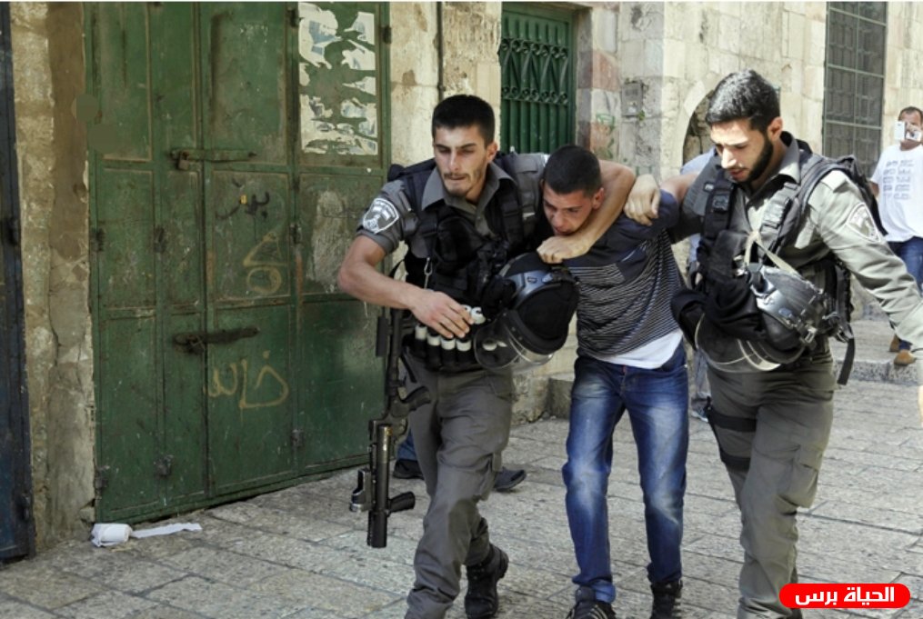 حملة اعتقالات إسرائيلية في نابلس تطال 11 فلسطينياً وإغلاق مداخل قرية جنوب المدينة