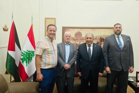 السفير محمد الأسعد و كيزيريان يبحثان ترميم الكنيسة الأرمنية في الرشيدية