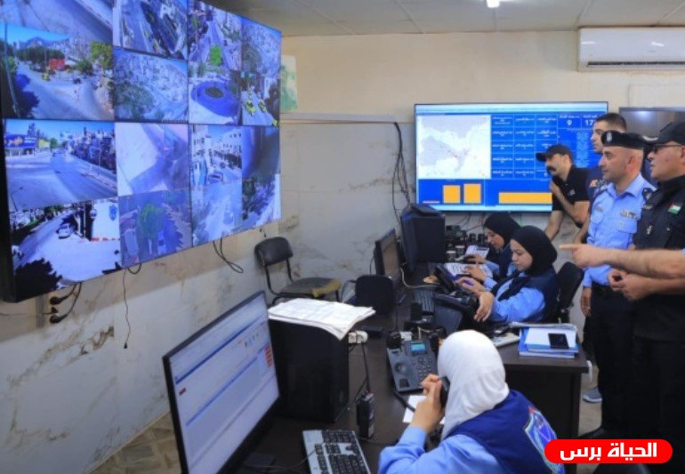 الشرطة الفلسطينية تنشر 1800 عنصر لتأمين امتحانات التوجيهي في الضفة الغربية