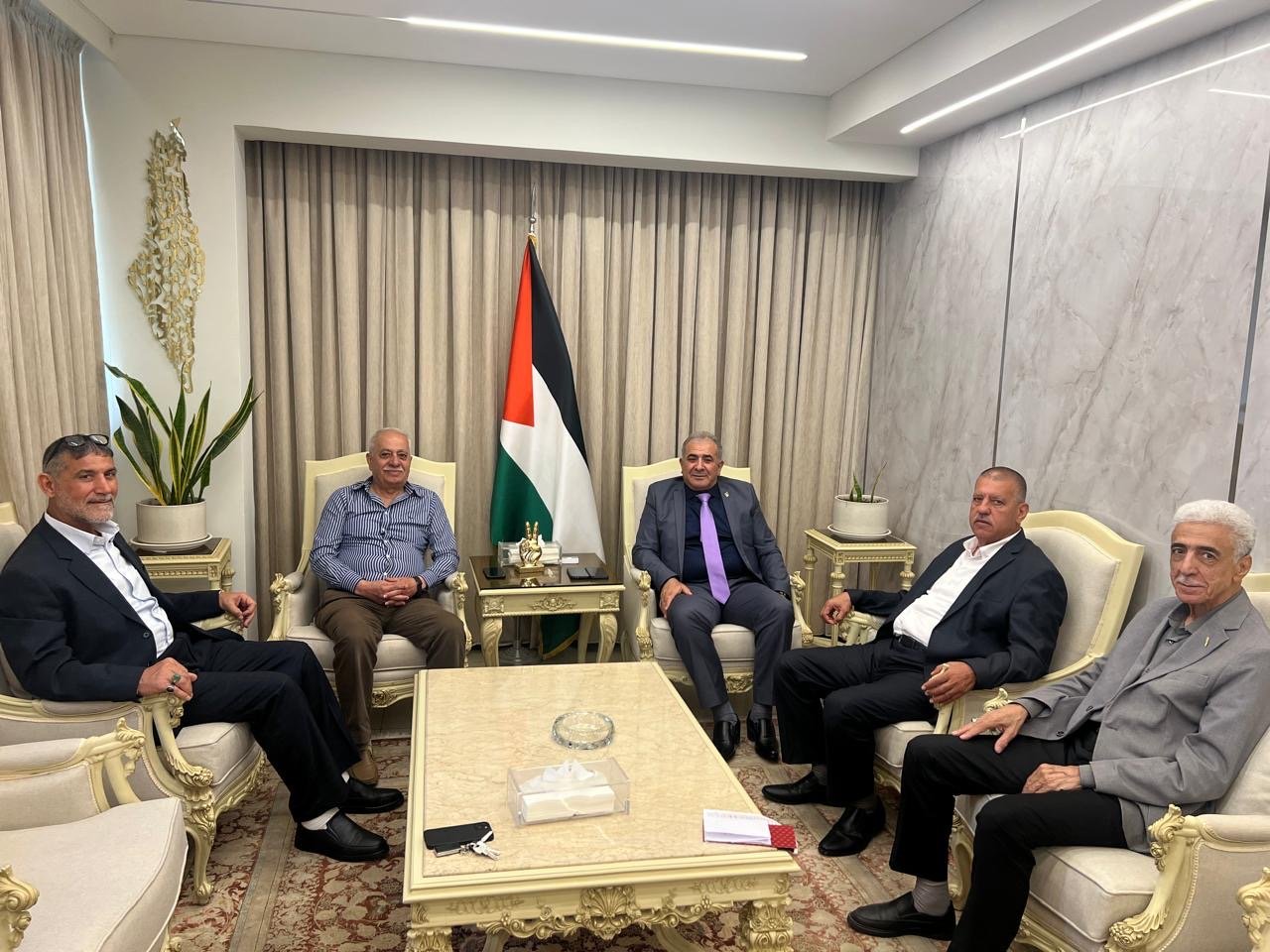 السفير محمد الأسعد يؤكد مواصلة دعم أبناء شعبنا الفلسطيني في المخيمات وتعزيز التعاون مع الدولة اللبنانية