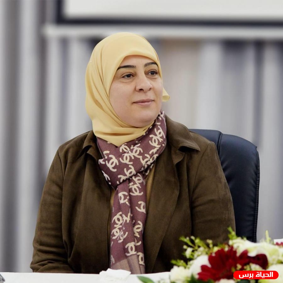 غنام تطالب الصليب الأحمر بموقف واضح وصريح تجاه ما يحدث في القدس