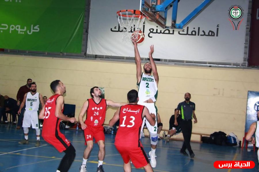 قلنديا يفوز على بيت ساحور في أول لقاءات الدور النهائي لدوري السلة الممتاز