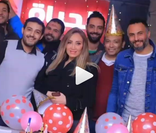 ريهام سعيد تشارك فيديو مؤثر مع أصدقائها