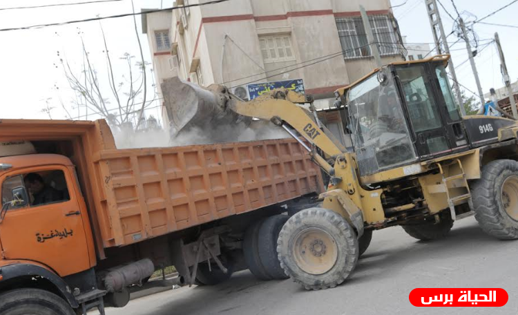 بلدية غزة تدعو لإتباع الإرشادات والتخلص من النفايات بطرق سليمة