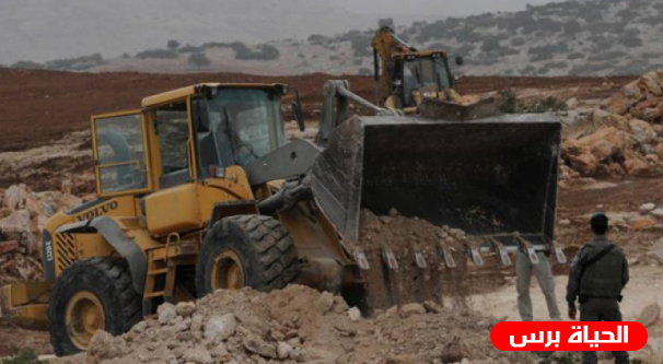 مستوطنون يجرفون عشرات الدونمات قرب كريات أربع