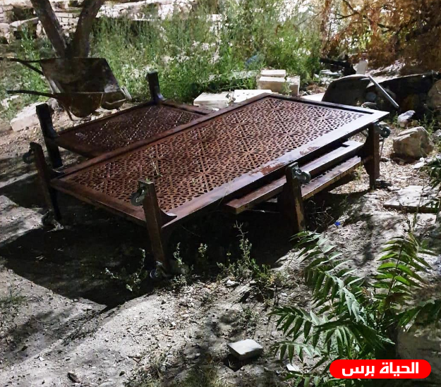 مستوطنون يقتحمون الأقصى والشرطة تعتدي على مصلى الرحمة