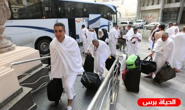 2900 حاج من الضفة الغربية يبدأون رحلتهم الايمانية