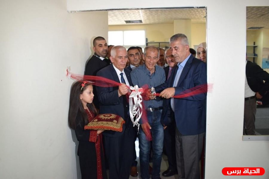 وزير الحكم المحلي يفتتح عدة مشاريع تطويرية في محافظة بيت لحم 