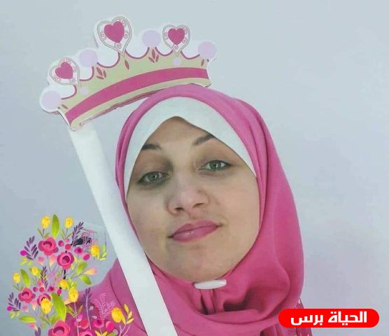 وفاة الفنانة التشكيلية الفلسطينية اية عبد الرحمن