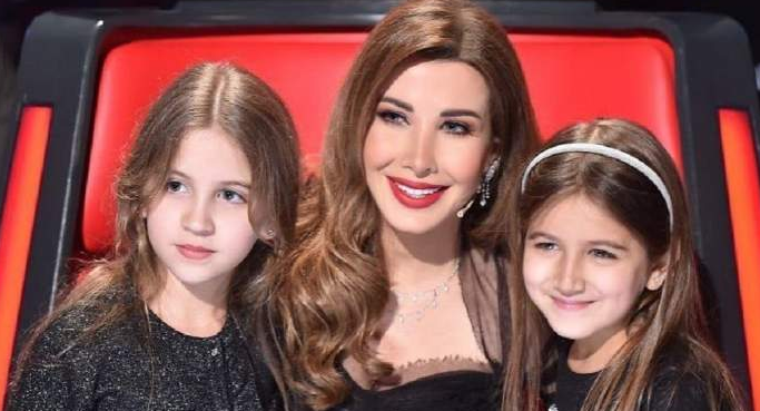 نانسي عجرم تبدأ إستخدام تيك توك برفقة بناتها بهذا الفيديو