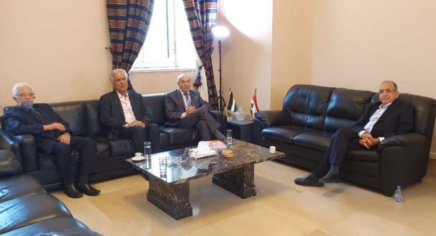 الجبهة الديمقراطية ولجنة الحوار اللبناني الفلسطيني تعرضان قضايا الشعب الفلسطيني في لبنان