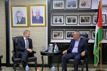 European Union envoy to the Middle East peace process meets with Palestinian officials