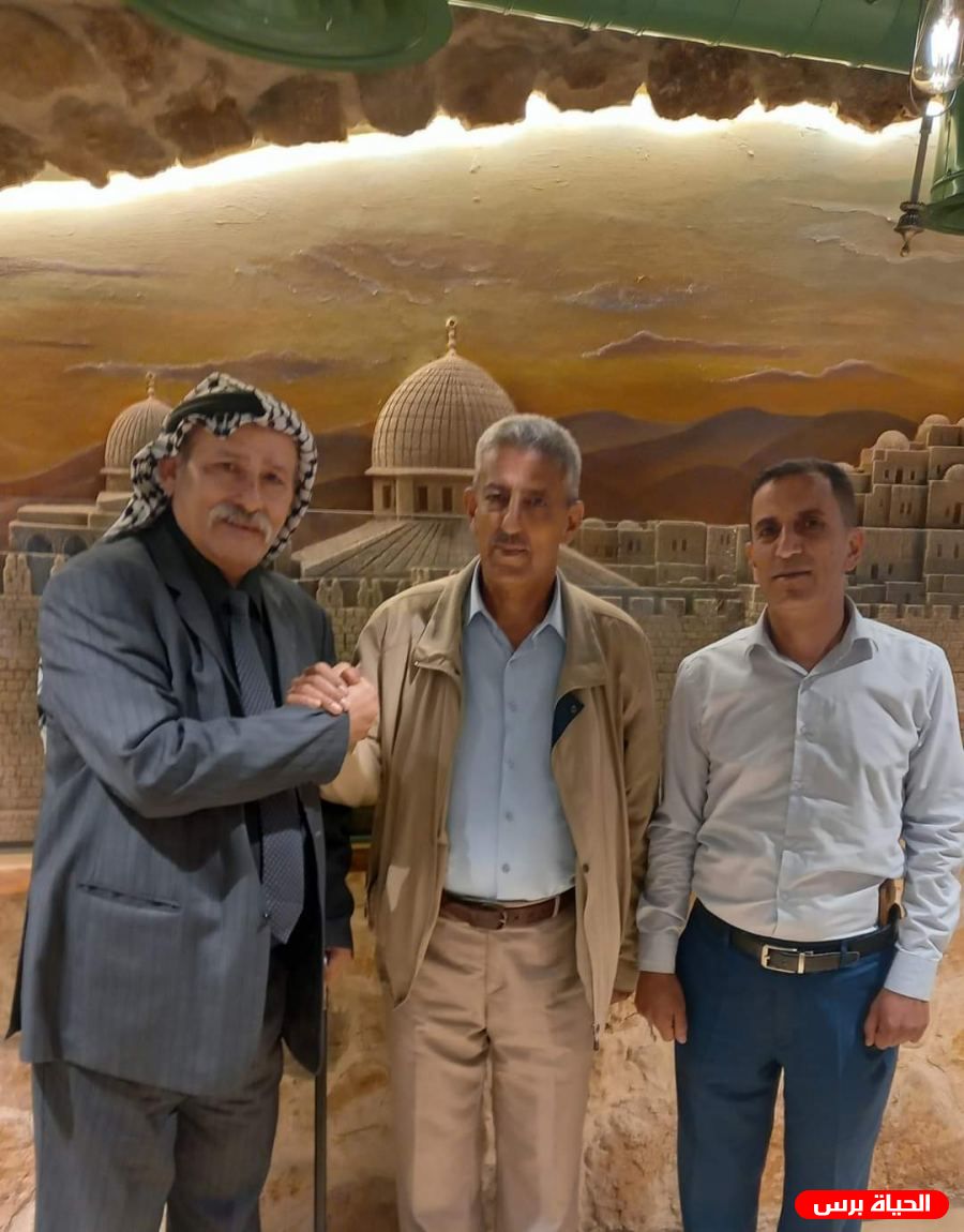 خلال لقائه المستشار جميل المطور .. الشيوخي يؤكد ارتكاب الاحتلال مجزرة بحق الأرض والبيئة الفلسطينية