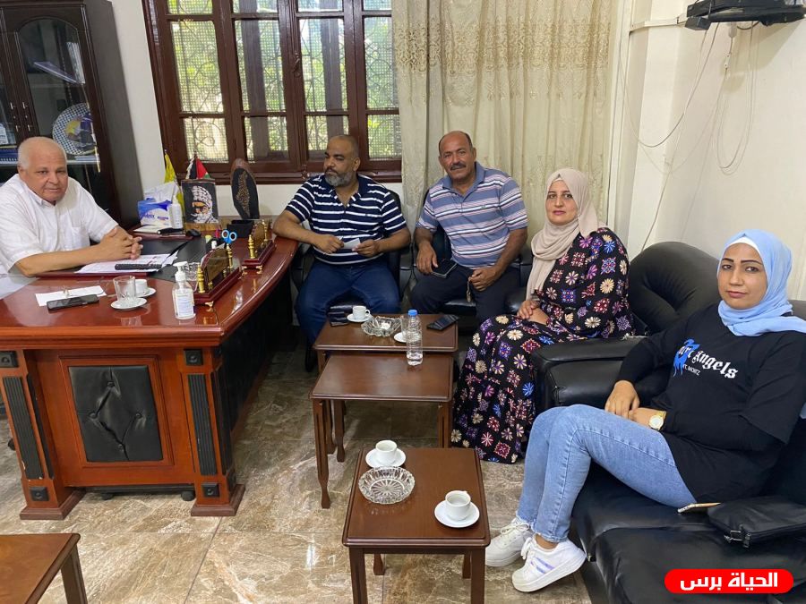 لجنة اهالي مخيم برج الشمالي تلتقي بأمين سر اللجان الشعبية في لبنان