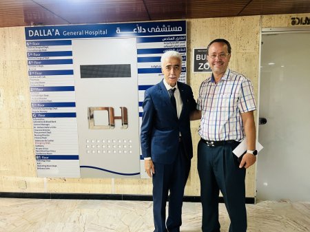 ممثلاً سفير دولة فلسطين في لبنان… سمير أبو عفش يزور غالب الصالح في مستشفى دلاعة