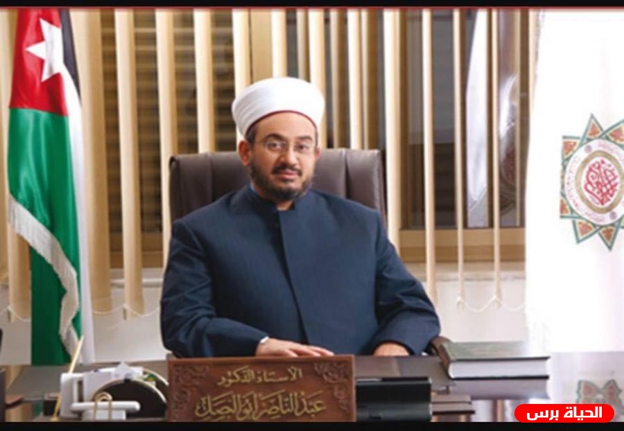 وزير الأوقاف الأردني: انتهاكات الاحتلال بحق موظفي اوقاف القدس تهدف لتفريغ المسجد