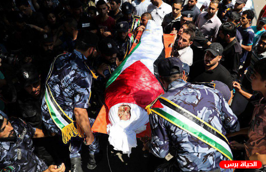 تشييع جثامين ثلاثة من أفراد الشرطة في غزة والبريج