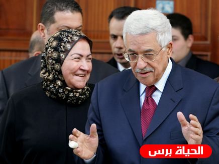 الرئيس عباس وعقيلته يتلقيان برقية شكر من نازك الحريري