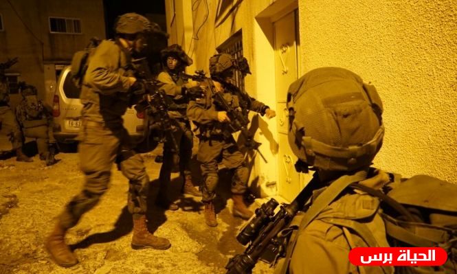 قوات الاحتلال تفتش عددا من المنازل شرق طوباس