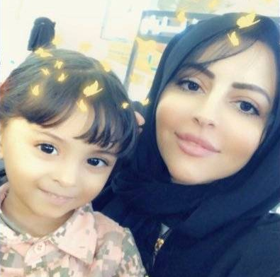 ملاك الحسيني ترد على اتهامها بترك إبنها المريض بالتوحد