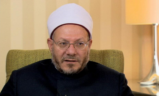 جدل ديني حول طهارة الكلاب وحكم تربيتها في المنزل