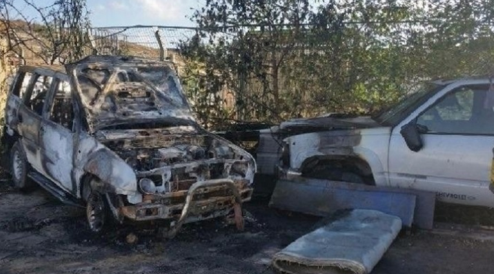 Israeli fire playing criminals put a match to 13 Palestinian vehicles in an East Jerusalem neighborhood