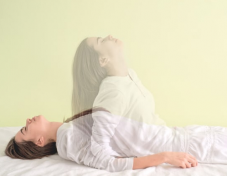 ضوء أبيض أو شياطين .. هذا ما تبدو عليه تجربة الإقتراب من الموت